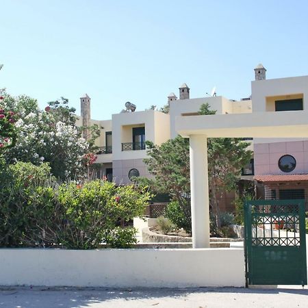 Athina Villa คิโอตาริ ภายนอก รูปภาพ