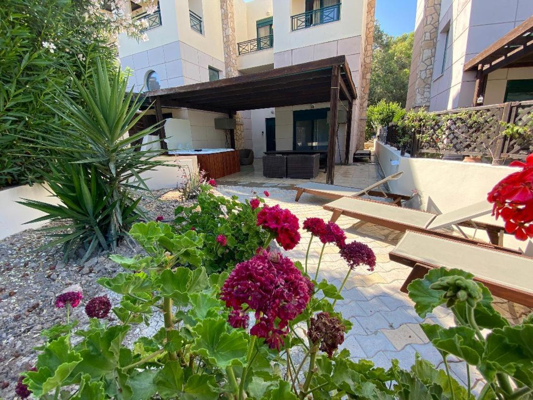 Athina Villa คิโอตาริ ภายนอก รูปภาพ