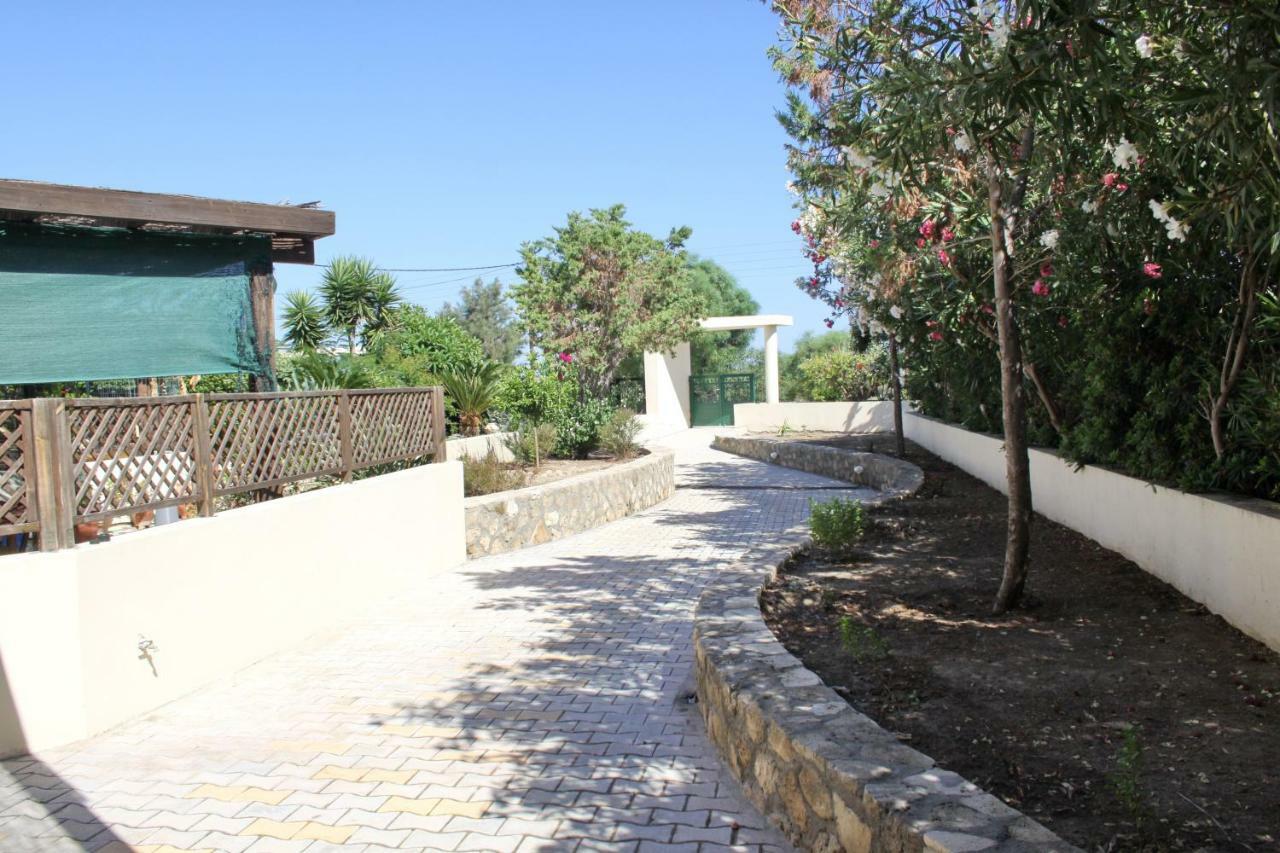 Athina Villa คิโอตาริ ภายนอก รูปภาพ