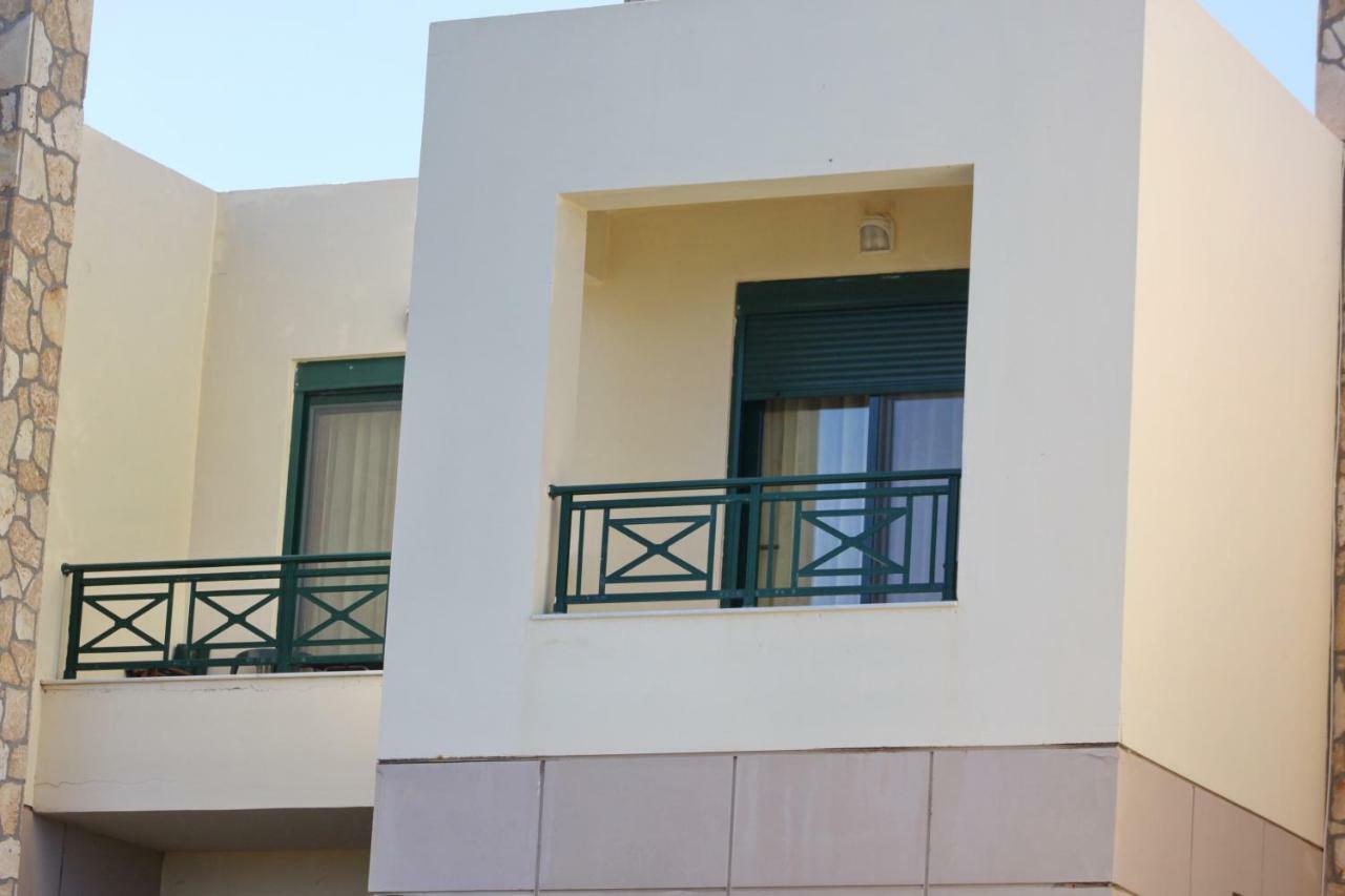 Athina Villa คิโอตาริ ภายนอก รูปภาพ